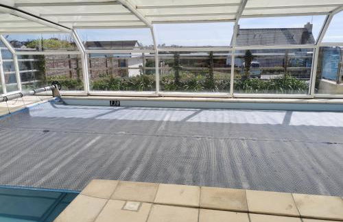 Belle Vue Phare St Mathieu, 100 m plage du Bilou, proximité immédiate Gr34, piscine chauffée - Foto 15