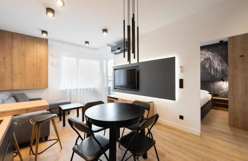 Żoliborz Obsidian Apartment by BookingHost - Foto 12