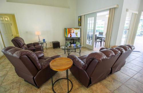 Hernando 4BR-3BA Private Pool Oasis - Photo 5