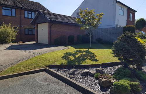 3 Bedroom house - Sandown - Photo 13