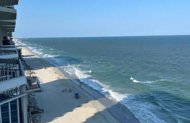 LUXURIOUS Oceanfront Condo, 1 bedroom-2 bath, Sleeps 4, indoor and outdoor pools, Waters Edge-Garden City-Murrells Inlet SC -NO PETS - Photo 21