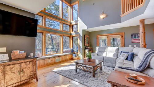 Burton on the Rocks Lake Retreat with Hot Tub! - Foto 5