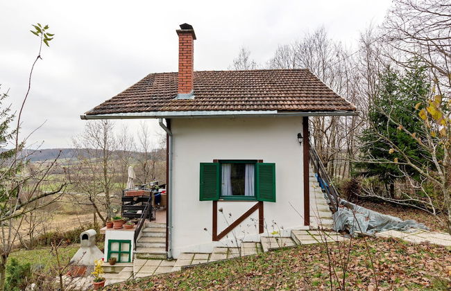 Delightful Holiday Home in Havidić Selo with Garden - Photo 35