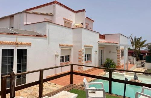 Aloha Villa con piscina - Photo 8