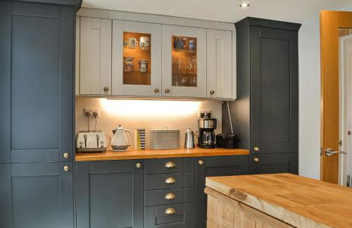 Rowan House - Photo 12