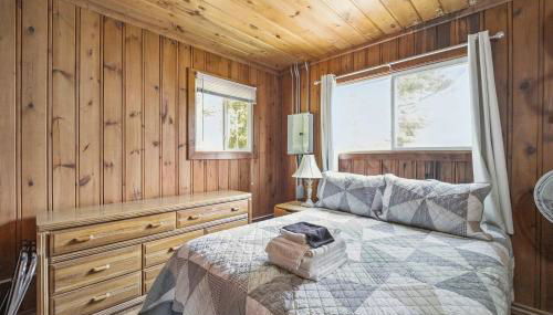 Sunnyside 3BR 1BA Relaxing Lakefront Retreat - Foto 5