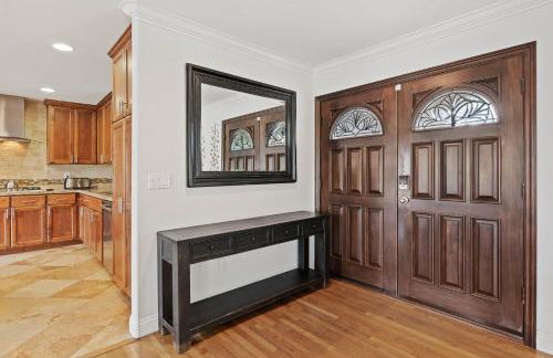 Executive Retreat - Renovated - Spacious - Views - Foto 39