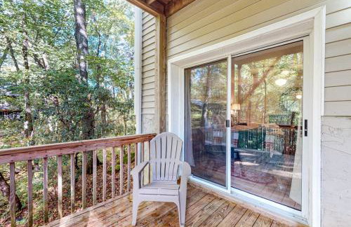Holly Forest Hideaway - Photo 25