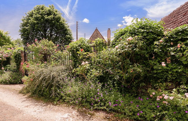 Estate in Dordogne Near Sites - Photo 23