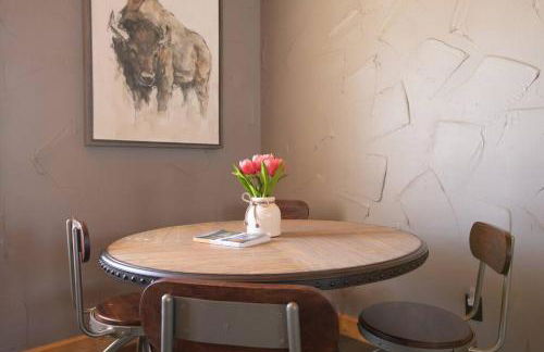 MAJESTIC VIEWS FAMILY LODGE with Large Deck - Photo 29