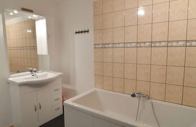 Sourbrodt Stay With Pool - Photo 18