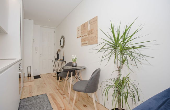 Liiiving in Porto - Cozy & Chic Downtown - Photo 13