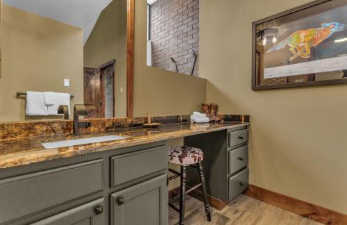 Park Ave Condo Pool Access Near Skiing - Photo 19