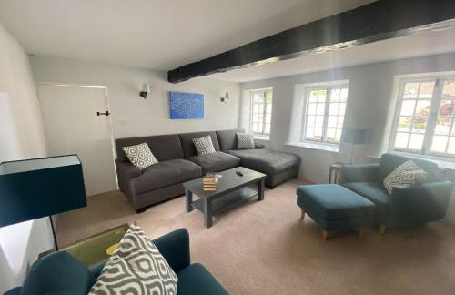 April Cottage - Photo 54