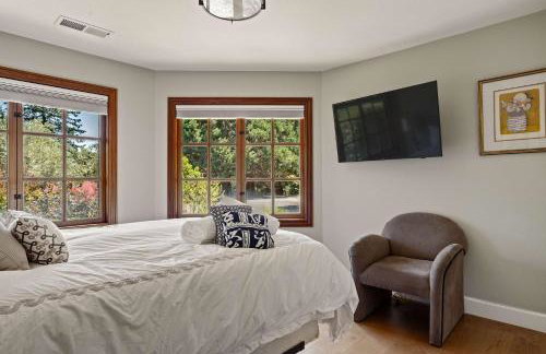 10 Acre Estate with Views Teahouse and Pickleball Court - Foto 37