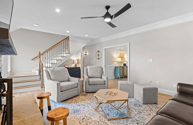 Winding Down by Avantstay Sleeps 20 Dock View - Foto 21