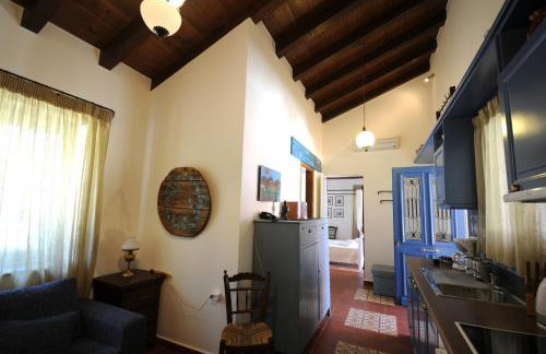 Metohi Georgila - Foto 60