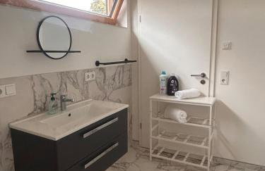 Sonnen Nest - Lichtdurchflutete Wohnung im Grünen - Foto 10