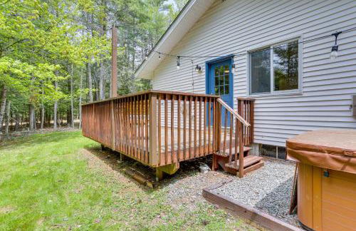 Cozy Swan Lake Apt with Grill and Private Yard - Foto 20