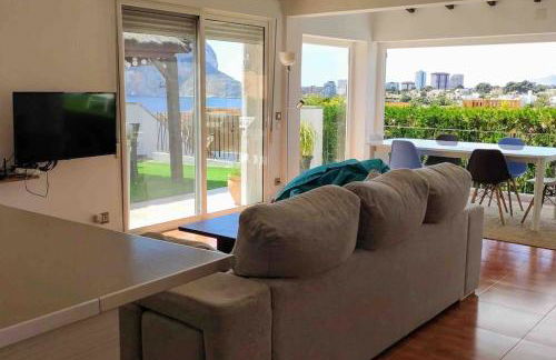 Espectacular villa junto a la playa, piscina privada y vistas al mar - Foto 27