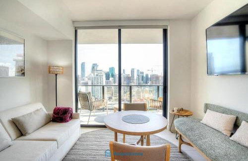 Apartment in New Luxury Condo in Downtown - Photo 2