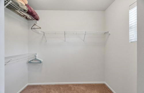 Terra House Tacoma - EV Power Station, Crib, Stroller, High Chair - Foto 22