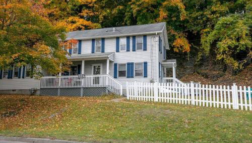 Great Location! Colleges! Hiking! Ithaca Commons! - Foto 2