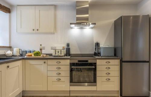 The Old Hen Shed - Photo 8