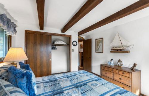 Lily Bay Lodge by Simple Life Rentals - Photo 40