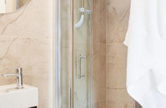 111 By Mayfair - Luxurious 12 Bedroom House, Portrush - Foto 48