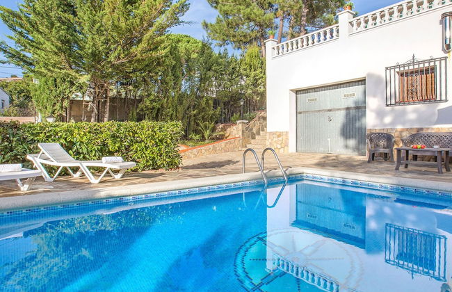 Holiday Home Private Swimming Pool Quietly Located Near Lloret de Mar - Photo 15
