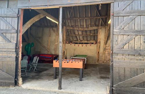 Farmhouse in Suffolk with wild swimming & hot tub - Photo 49