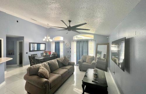 Grand Family Superior 4BD House Near Disney Parks - Foto 22