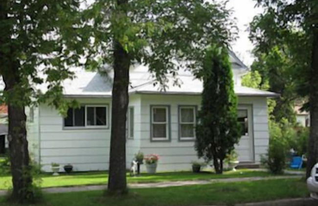 Canora Vacation Home - Photo 1