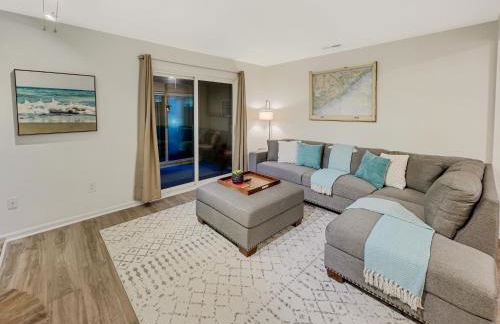 5 Min to Beach—King Beds - Photo 8