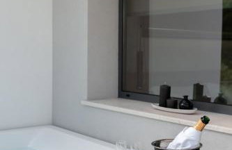 Sealuxe Living - Photo 26