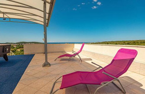 Nice Home In Rogoznica - Foto 17