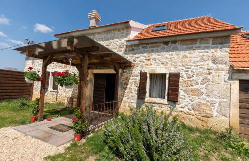 Family friendly house with a swimming pool Bogatic, Krka - 17168 - Foto 2