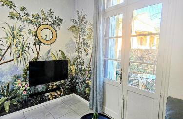 Villa Oasis - Love Room avec Spa Privatif, Massages & Autres Appartements Standards à thèmes sans spa - Foto 30