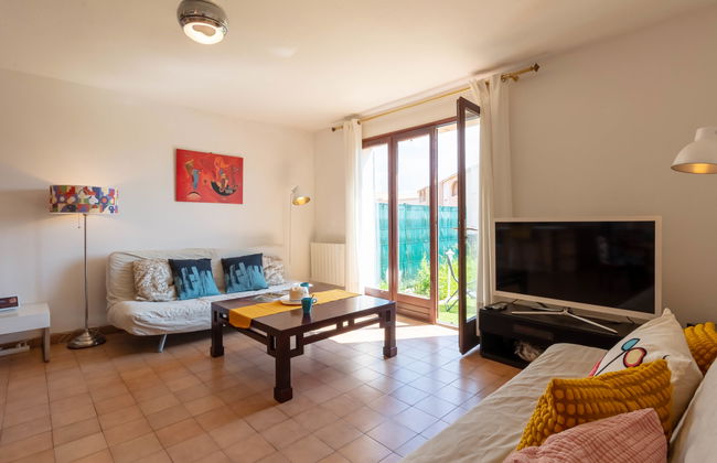 3 bedroom House in Carqueiranne with garden and terrace - Photo 7