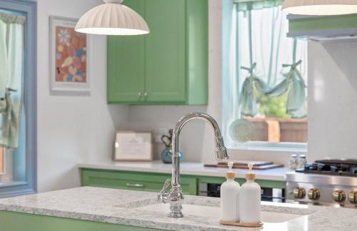 Spacious, Peaceful, Historic - 3 Minute Walk to the Square - Foto 7