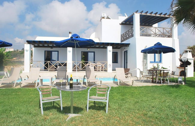 Sea Front Villa, Heated Private Pool, Amazing Location Paphos 323 - Foto 78
