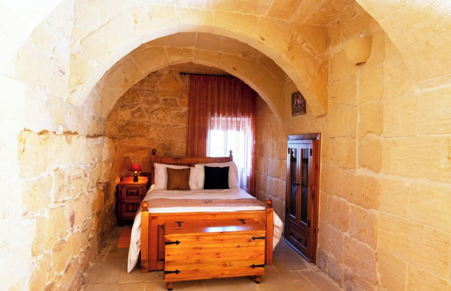 Villeleynah Amazing Gozitan Villa + Pool - Foto 2