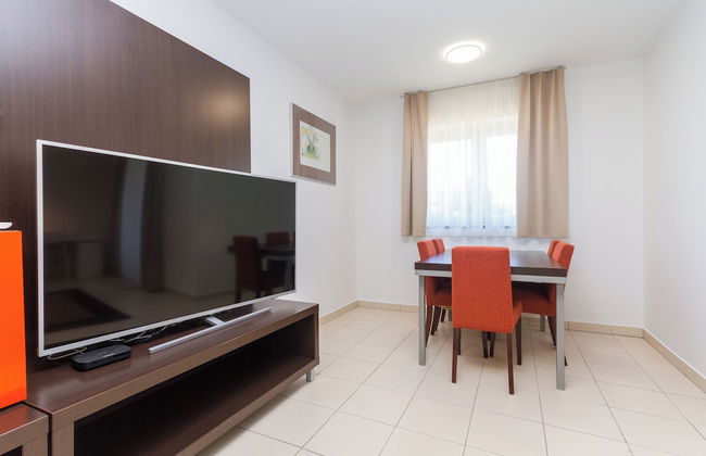 Marina Apartment Ostro 313 - Photo 8