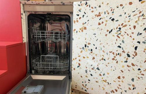 NEST LIVING Red Velvet - Private Design Apartment in the city center - Photo 7