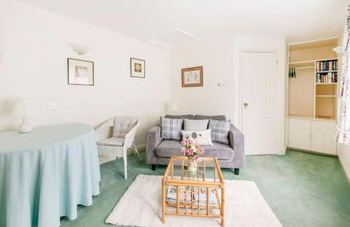 Highfield Lodge - Photo 10