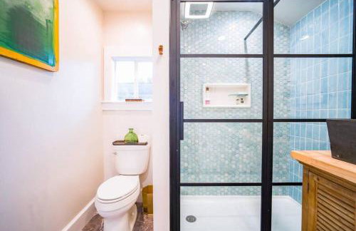 SweetSuiteCullman-couples retreat tiny home dwntwn - Foto 16