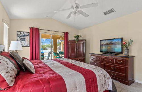 EXQUISITE VILLA - 2 Master Suites, Pool South and Spa, Gas BBQ, Game Room, WIFI - Foto 32