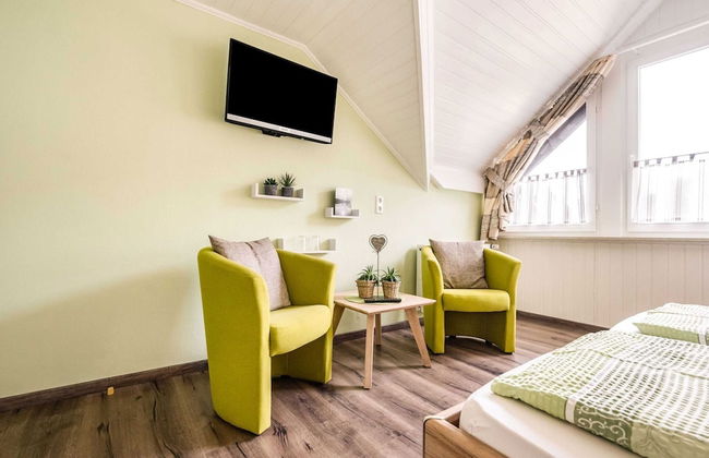 Alluring Holiday Home in Ernst With Balcony - Foto 11