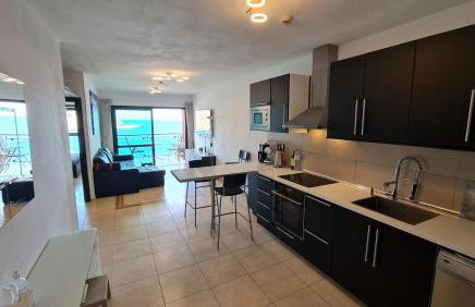 DELUXE 3 Rooms74m2,2Air Condit 2TV SEAVIEW on AMADORES,2 heatPOOLs, PARKING, 600 MB,Dishwasher,2Lift,,3 BEACHes - Photo 16